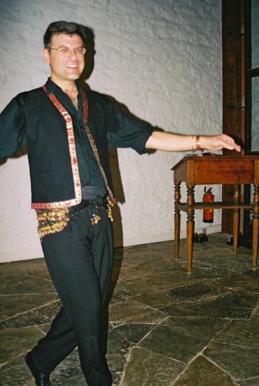 Stavros Stavrou Karayanni delivering an academic lecture.